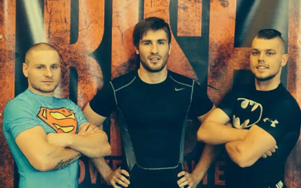 Spolumajitelé Power Performance Center (zleva Jiří Kahoun, Josef Kurali a Dominik Kodras)