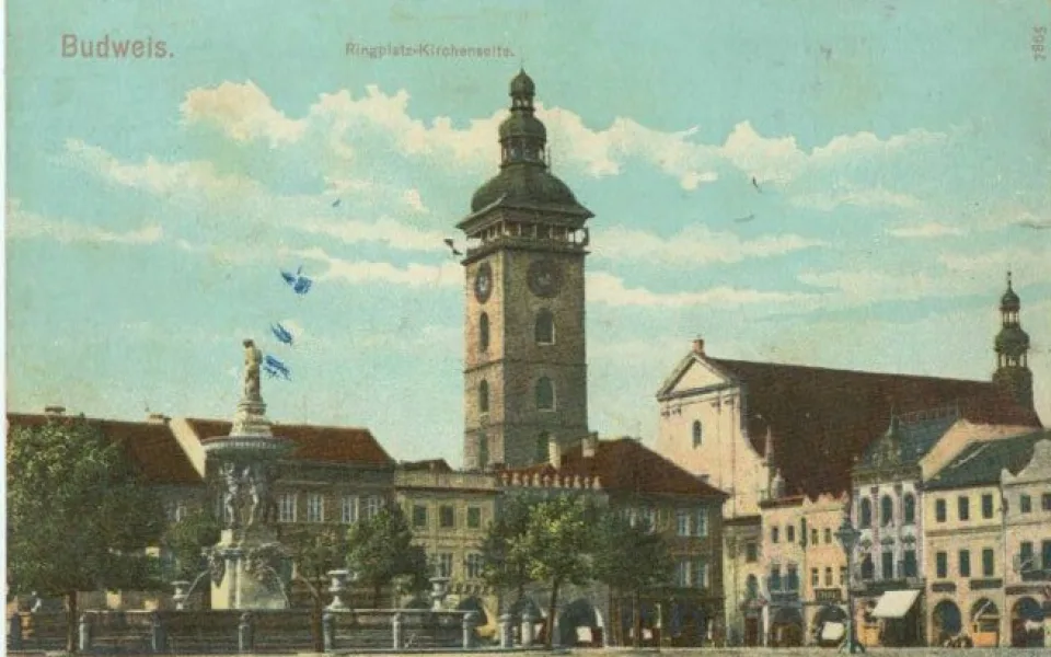 Černá věž „dohlíží“ na pořádek ve městě před rokem 1908