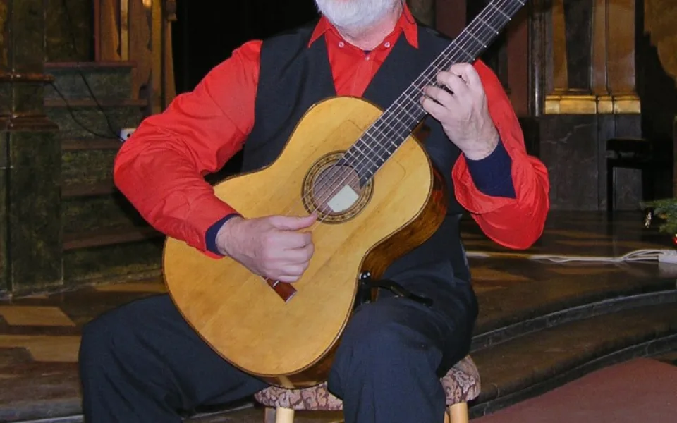 Legendární kytarista Štěpán Rak