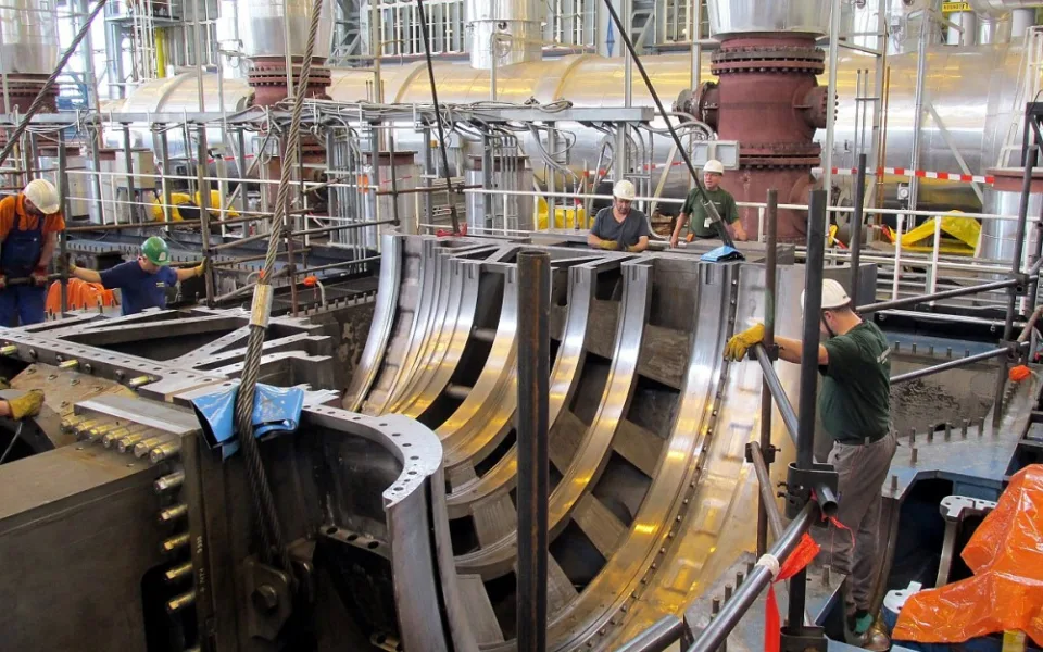 Rosáhlou modernizací prošla letos turbína druhého temelínského bloku. Včera bylo dokončeno její komplexní vyzkoušení