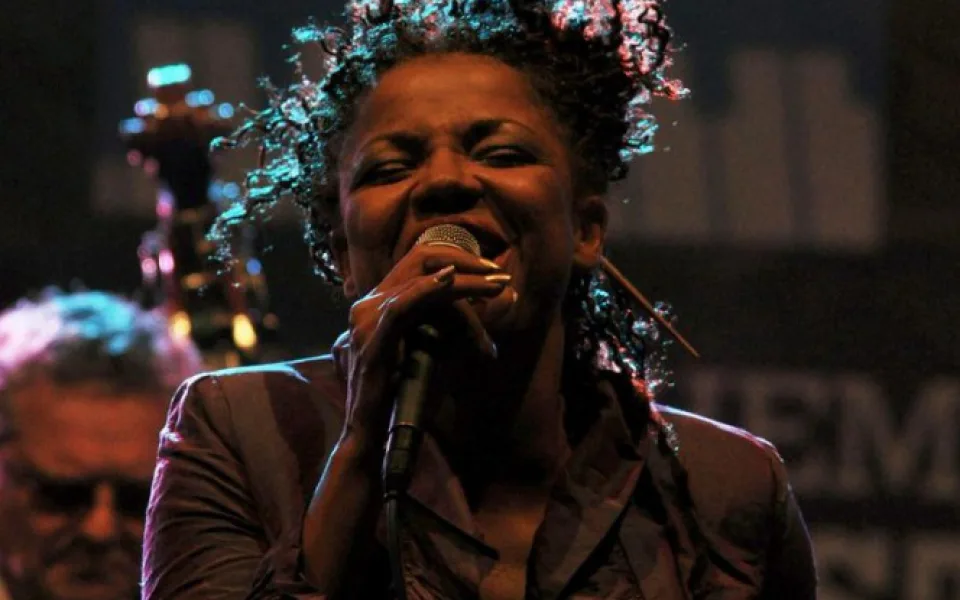 Mina Agossi
