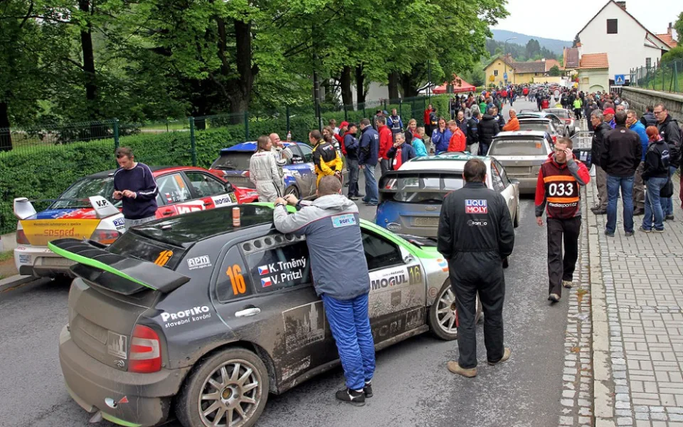 Přeskupení v Kaplici při 43. Rallye Český Krumlov 2015