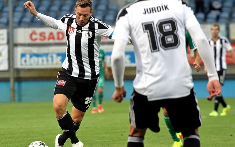 Jan Šimák už si s Milanem Jurdíkem v Dynamu nezahraje