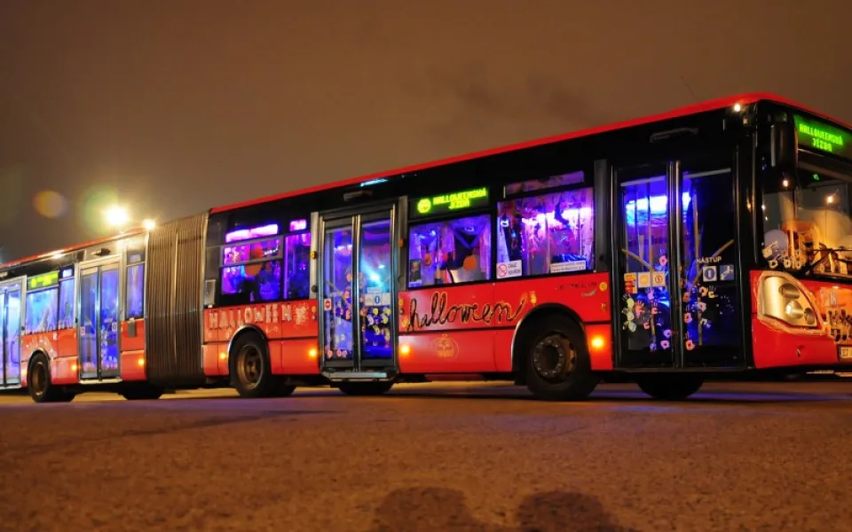 Strašidelný autobus