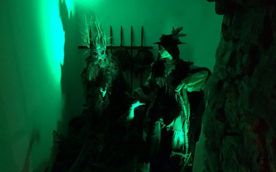 Krampusové předali svou galerii v Kaplici pohádkovým bytostem