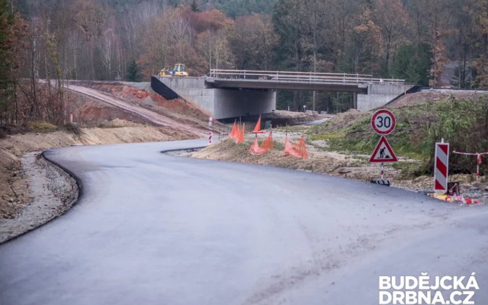Stavba dálnice D3 v okolí Českých Budějovic