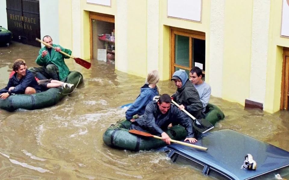 Povodeň dne 13. srpna 2002 v Panské ulici.