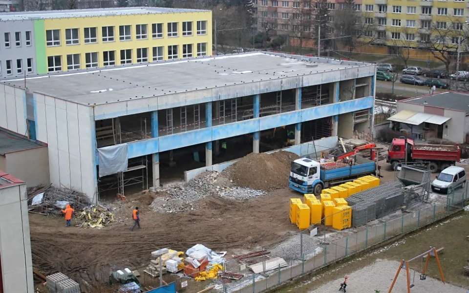 Stavba školní kuchyně ZŠ a MŠ E. Destinové.