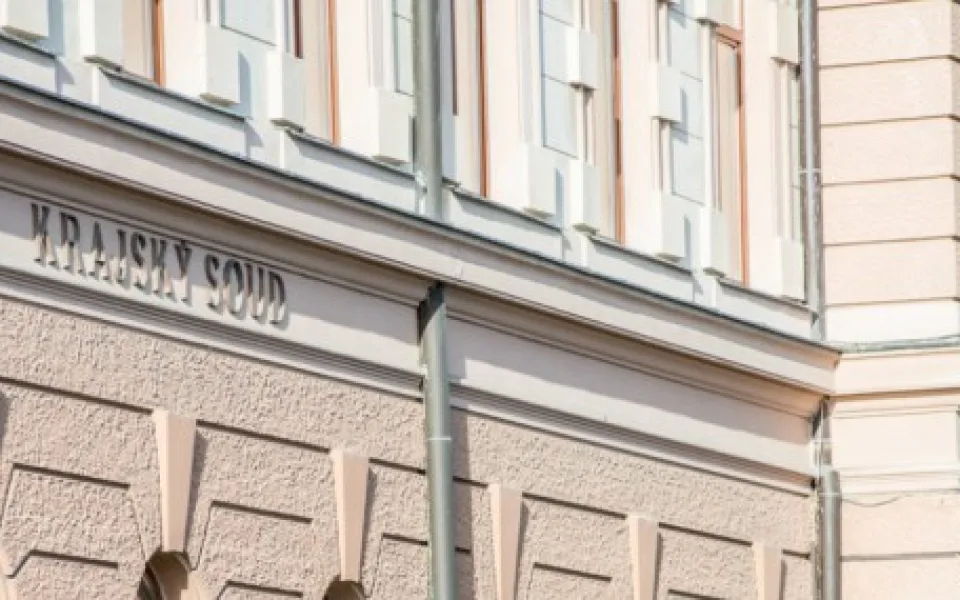 Krajský soud projednává vraždu bezdomovce.
