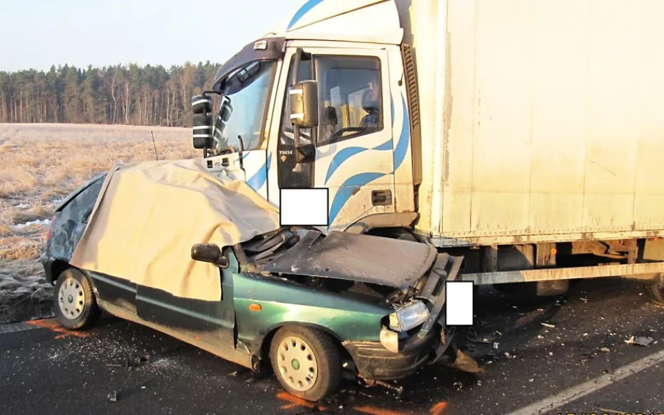 Tragická nehoda se stala na silnici u Kamenného Újezdu (15.2.2017)