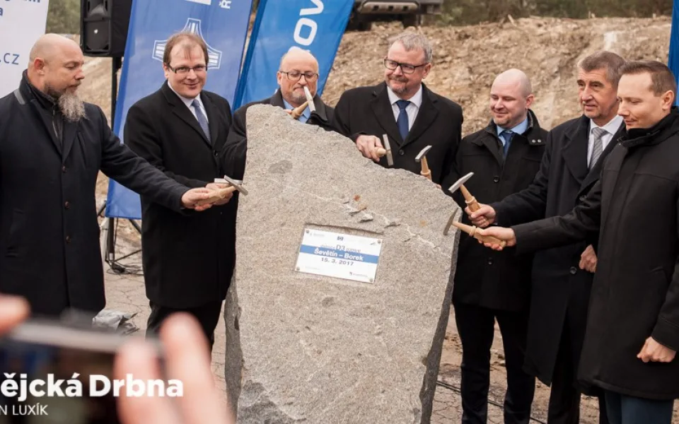 Zahájení výstavby nového úseku dálnice D3 mezi Ševětínem a Borkem. (15.3.2017)