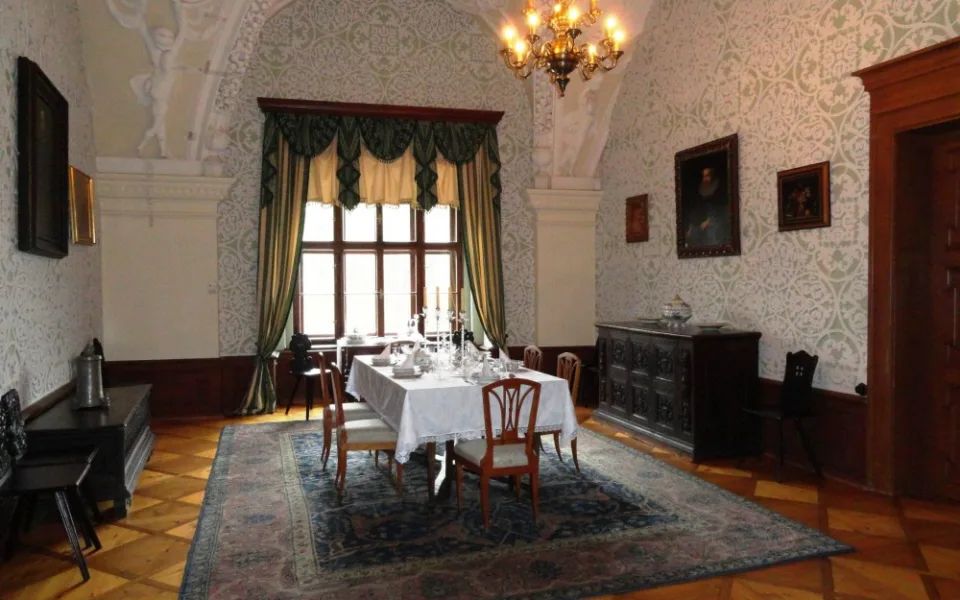 Červená lhota