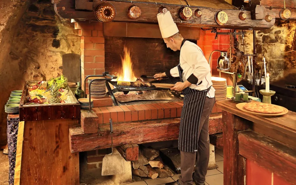 Hotel Old Inn - Grill Restaurant Katakomby.