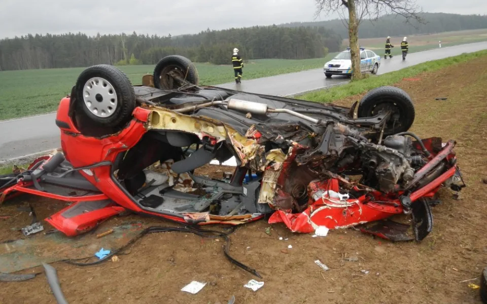 Dopravní nehoda ve Chvaletíně na Jindřichohradecku.