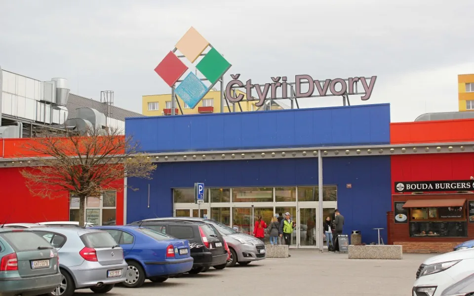 OC Čtyři Dvory České Budějovice.