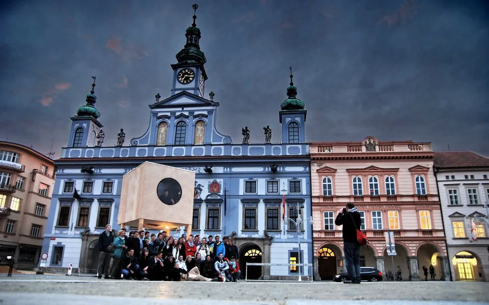 Týden v sobě je jedinečný projekt, který nejen oživí srdce Českých Budějovic, ale i aktivně zapojí obyvatele města.