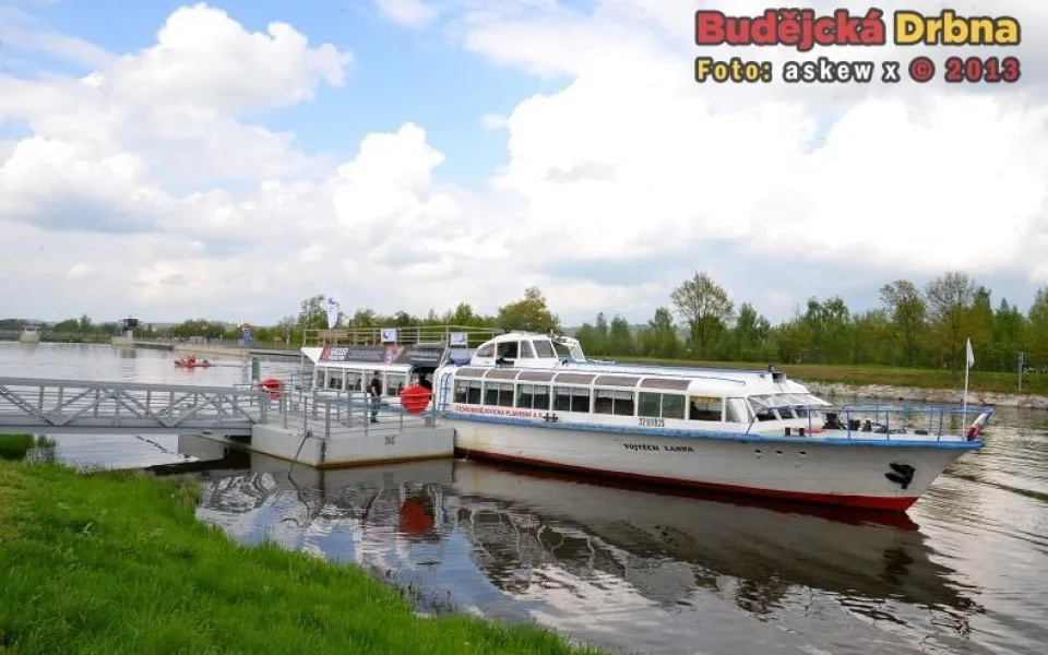 Loď Vojtěch Lanna