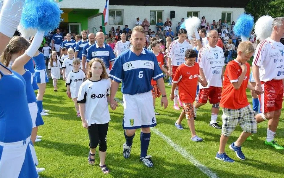 Sportovní odpoledne ve Strunkovicích.