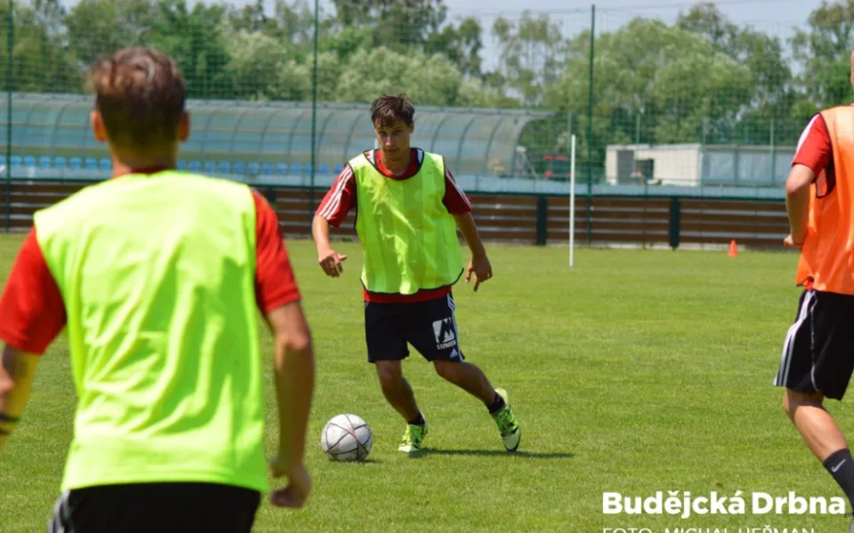 Juniorka Dynama zahájila přípravu na sezonu 2017/2018