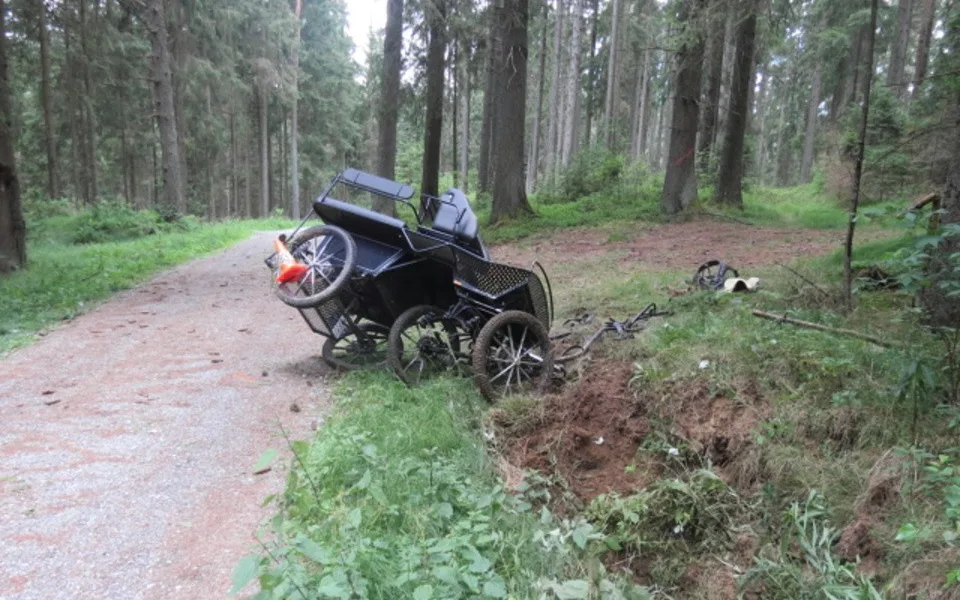 Havarovaný kočár