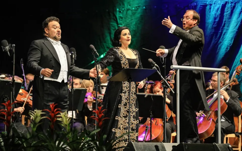 Zahajovací galakoncert.