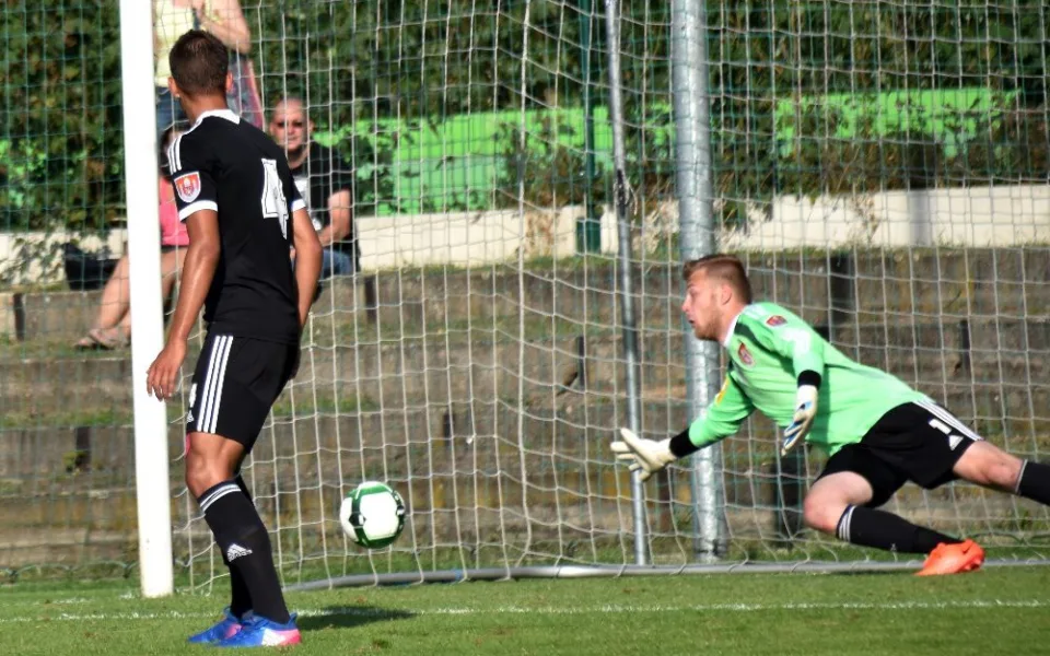 Šok v poháru. Dynamo nestačilo na mužstvo z kladenského okresu.