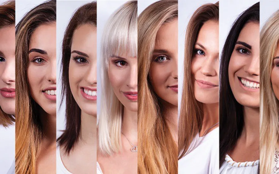 V krásných róbách, sexy prádle, ale i každodenních outfitech, se předvedou finalistky České Miss 2017.