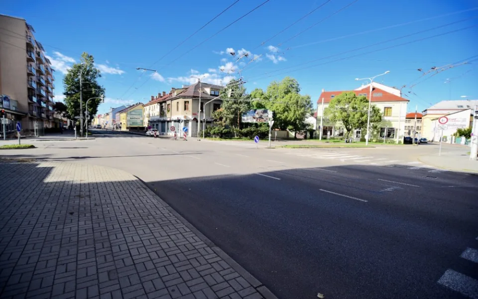 Uzavírka části Lidické třídy se dotkne i provozu v křižovatce ulic Lidická a L. M. Pařízka (na snímku). Tam bude upraven plán světelného signalizačního zařízení.