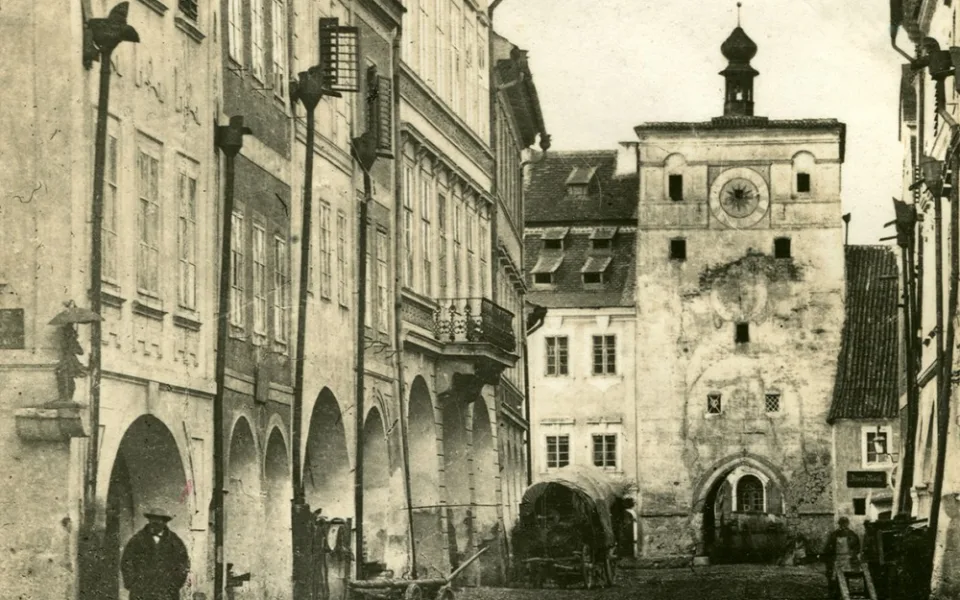 Pražská brána
