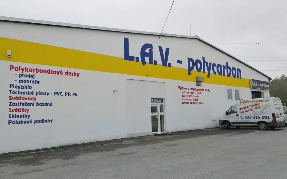 Firma L.A.V. – polycarbon.
