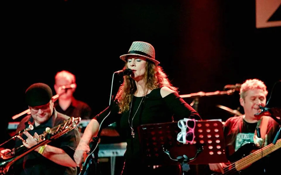 Jana Jelínková &amp; Sto zvířat
