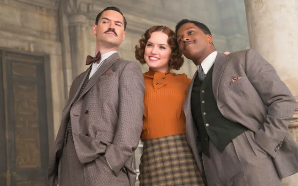Manuel Garcia-Rulfo, Daisy Ridley, Leslie Odom Jr.
