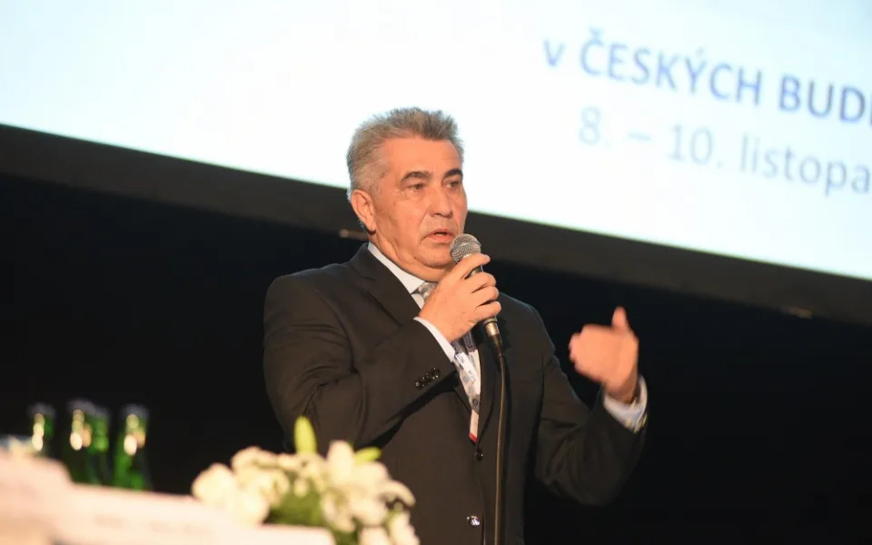 Už třiatřicátý ročník Neonatologických dnů probíhá od středy 8. do pátku 10. listopadu v Domě kultury Metropol v Českých Budějovicích.