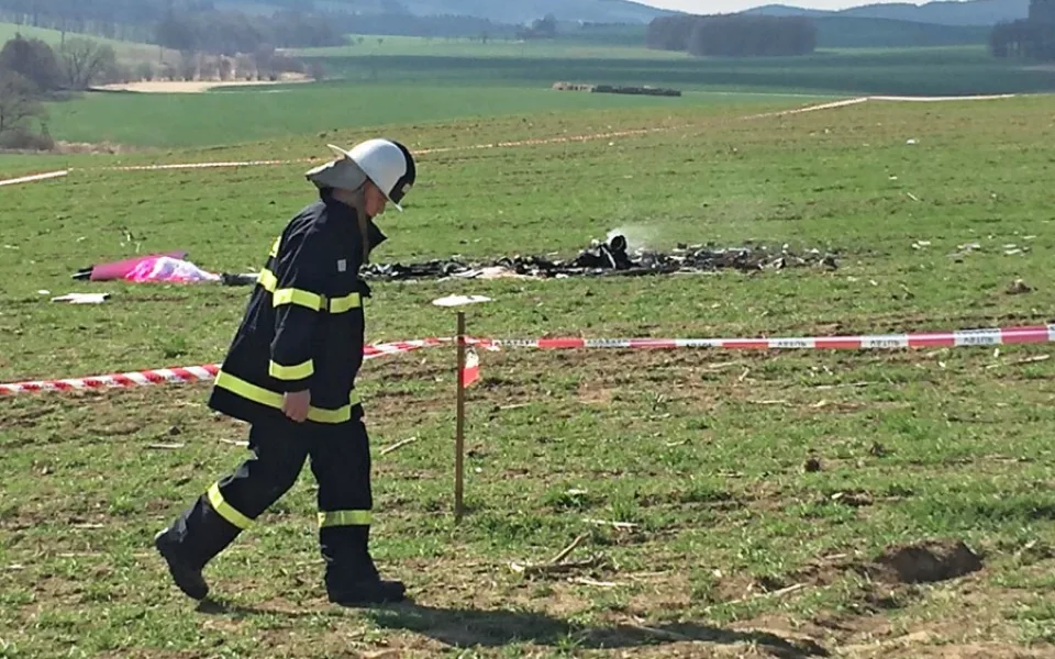 Malé sportovní letadlo se 1. dubna zřítilo u Dubu na Prachaticku. Pilot nepřežil.