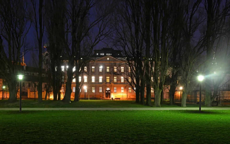 Gymnázium Česká