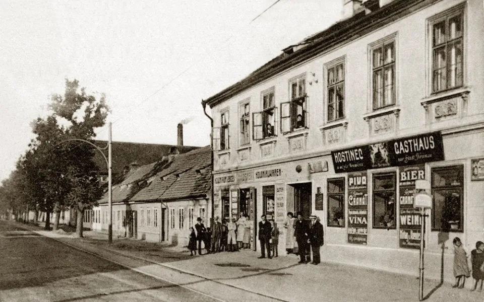 U města Krumlova