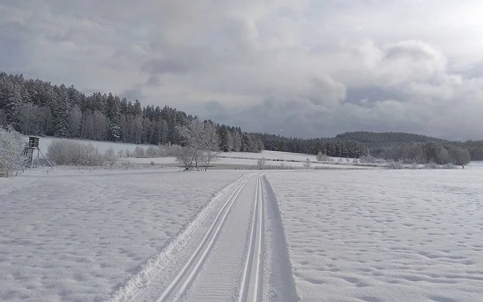 Milovnicí bílé  stopy mohou využít až pětadvacet kilometrů běžeckých tras na Hornoplánsku.