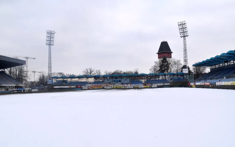 LFA rozhodla o přeložení většiny duelů 17. kola z prvního březnového víkendu na pozdější termín kvůli silným mrazům.