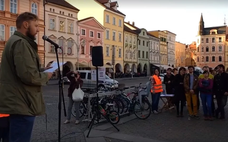 Tomáš Trantina při projevu.
