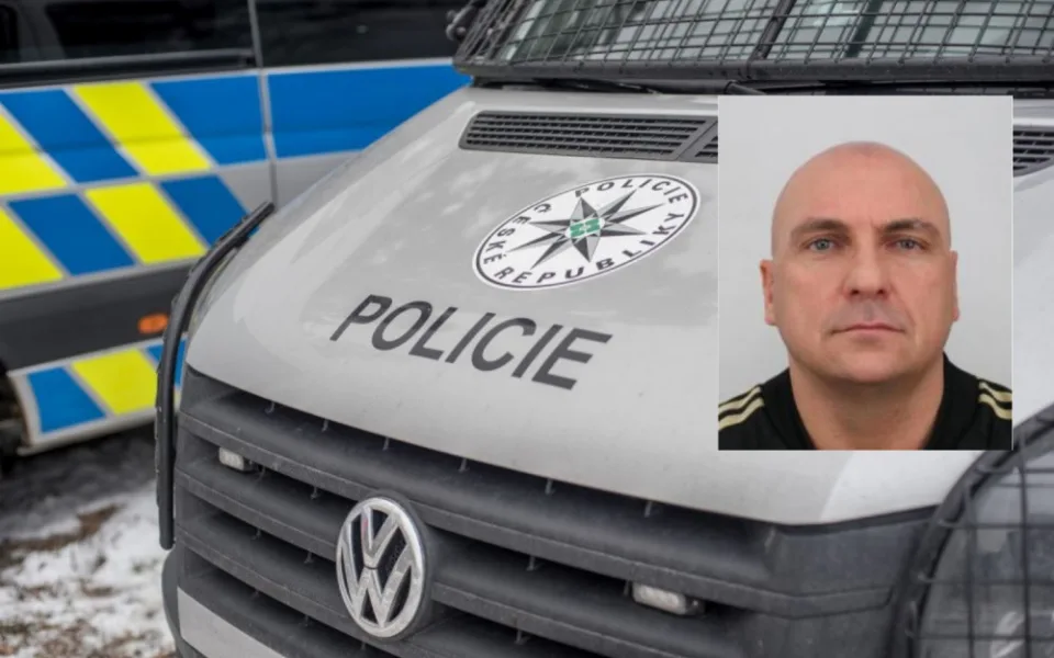 Policie má v hledáčku muže, který uniká spravedlnosti.