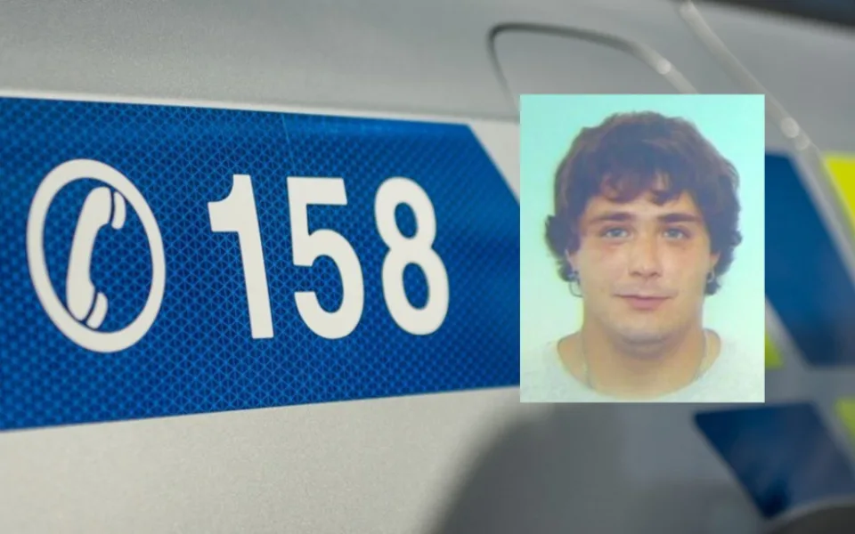 Policie po tomto muži pátrá od roku 2016.