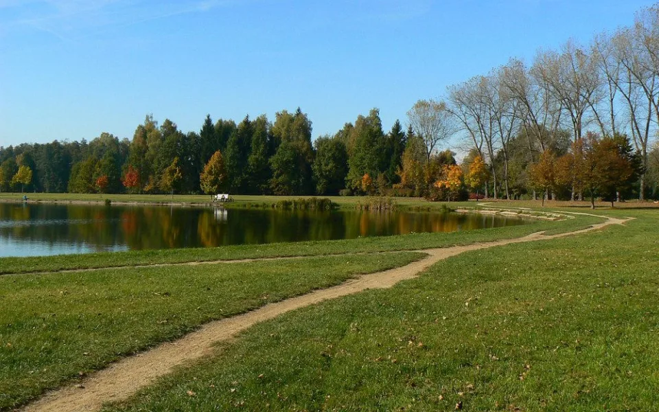 Českobudějovický rybník Bagr.