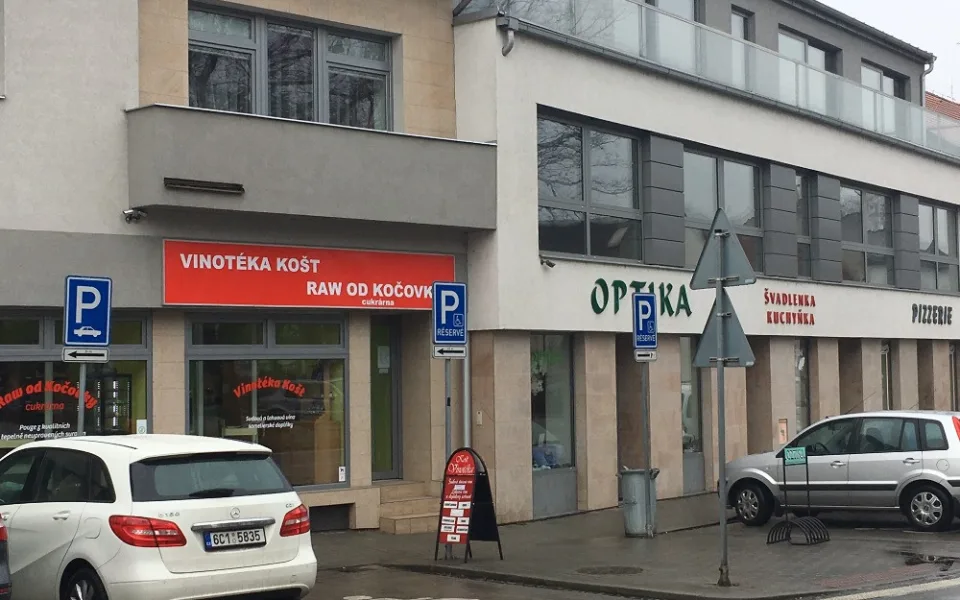 Vinotéka se přestěhovala do Suchého Vrbného.