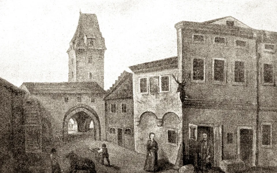 Vpravo Stará rychta na rohu Panské a Hroznové, v pozadí Rybářská brána před rokem 1872.