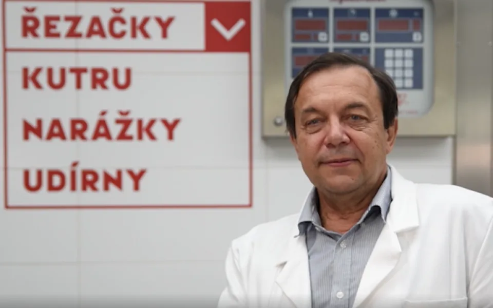 Není třeba se obávat, že maso obsahuje škodliviny. Naopak, říká profesor Petr Pipek