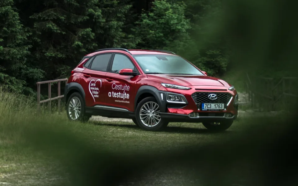 Malé SUV od Hyundaie přesvědčilo po všech stránkách. Kona se o nedostatek zájemců bát nemusí.