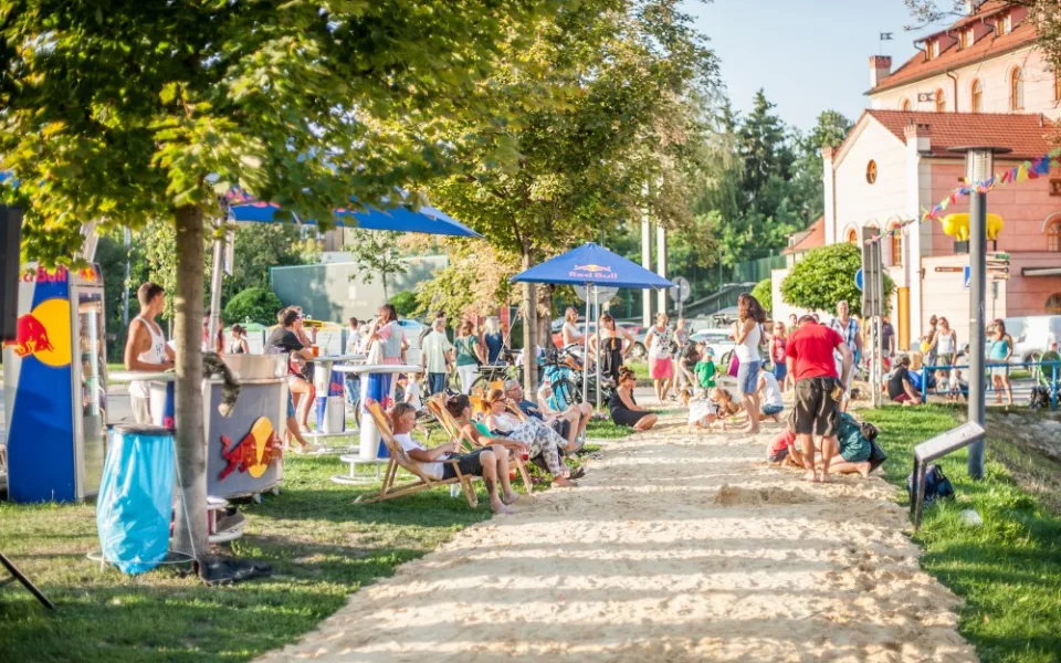 Oblíbený festival Město lidem, lidé městu nebude ani letos chybět v letním programu Českých Budějovic.