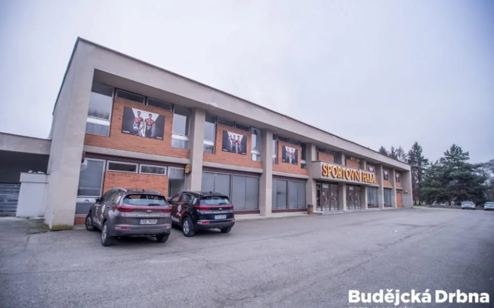 Sportovní hala v Českých Budějovicích.