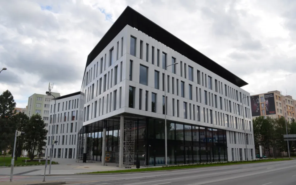 Moderní pracovní prostředí najdou v českobudějovickém PIANU mimo jiných i zaměstnanci skupiny UNICAPITAL DISTRIBUCE nebo call centra společnosti ATODA Telemarketing.