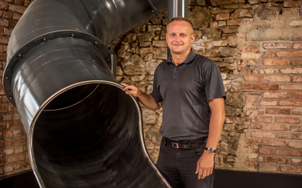 Petr Jenkner představuje nové prostory pro Peklománii